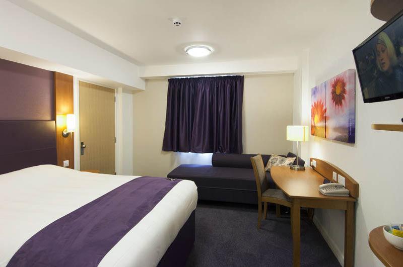 Premier Inn Premier Inn Southend Airport Eksteriør bilde